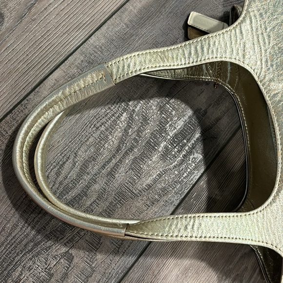 Coach Ivory Straw Embossed Embroidery Butterfly Gold Leather Trim Shoulder Bag - Picture 12 of 17